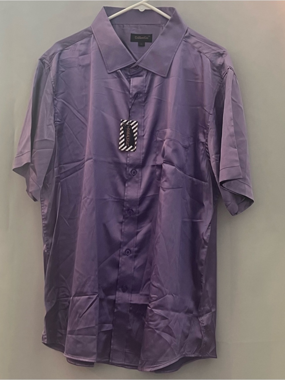 Men's Purple Short-Sleeve Button-Down Shirt with Pocket